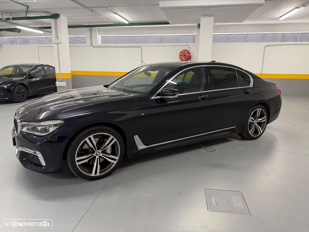 BMW 740 d xDrive Pack M - 4