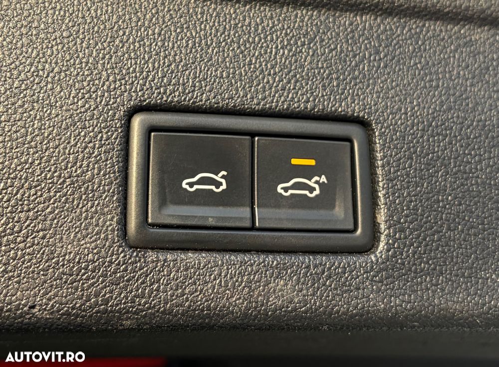 Volkswagen Touareg - 37