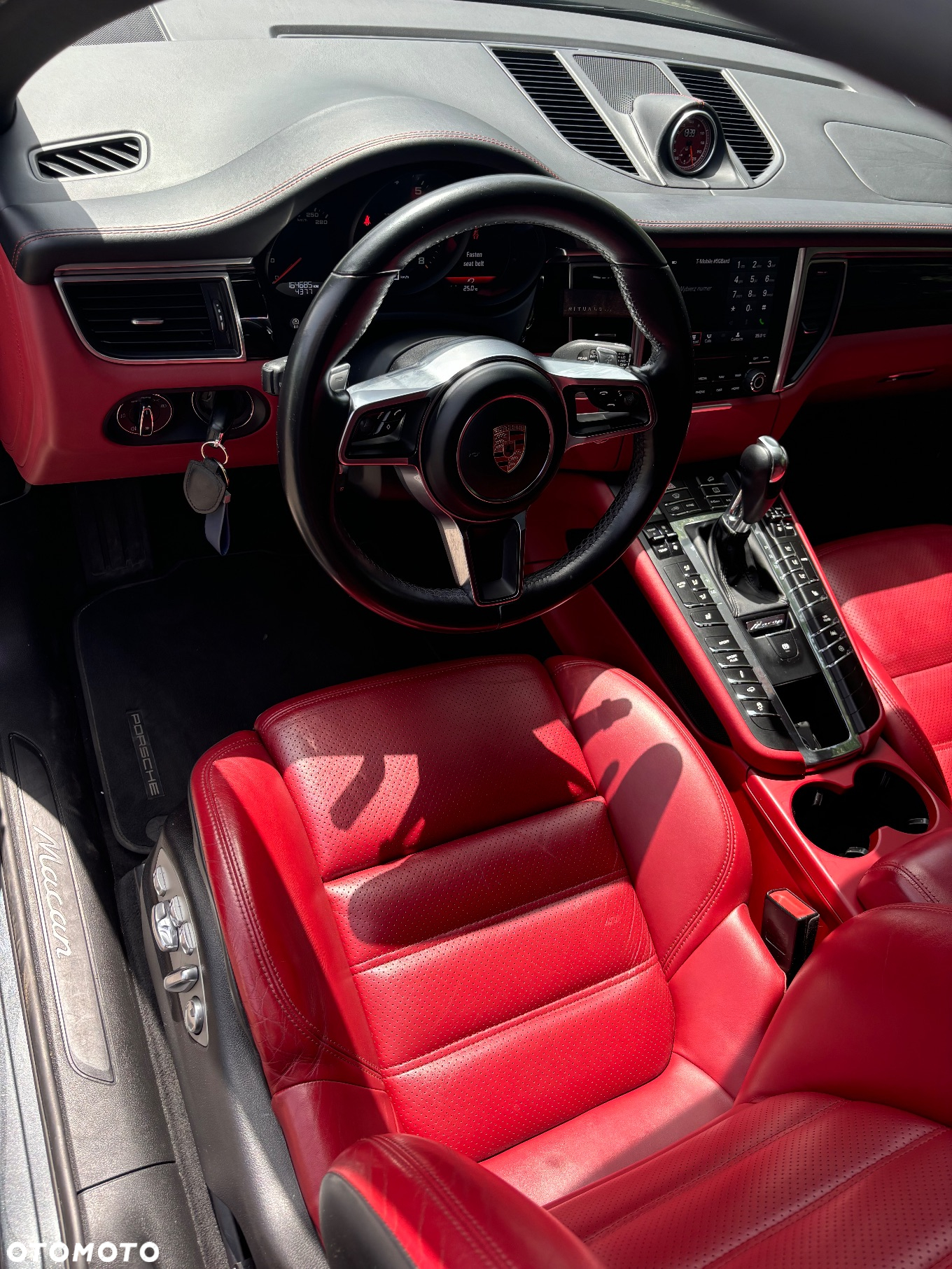 Porsche Macan - 16