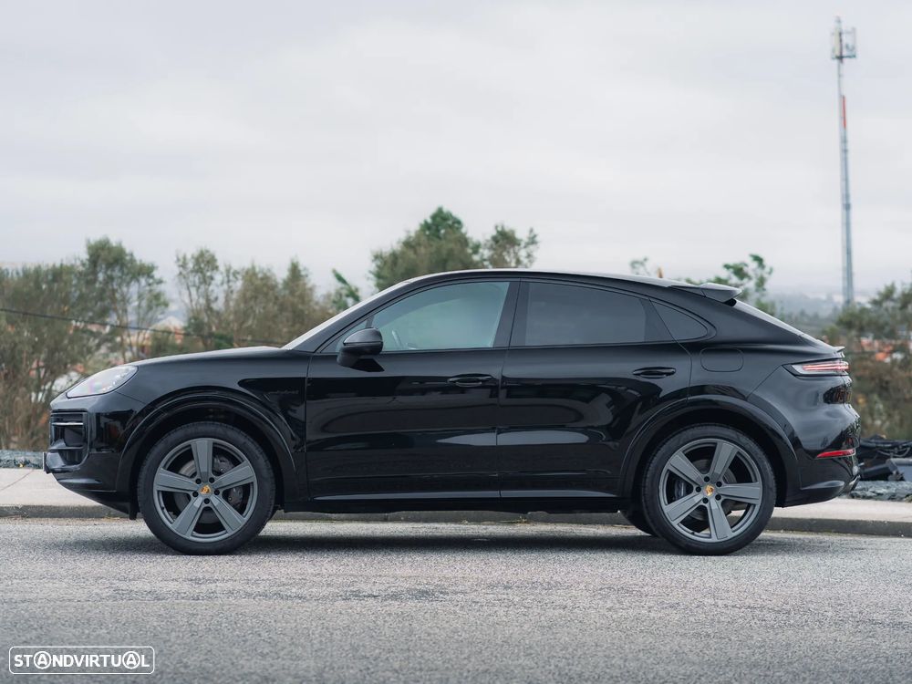 Porsche Cayenne Coupé E-Hybrid - 4