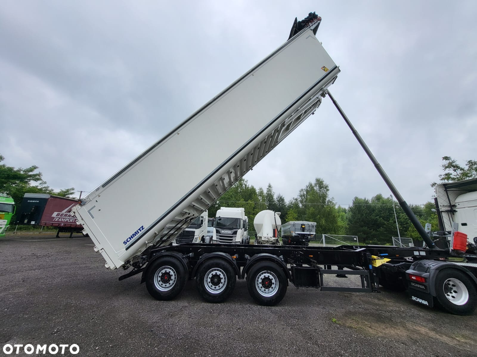 Schmitz Cargobull GOTHA SGF PODNOSZONA OŚ - 13