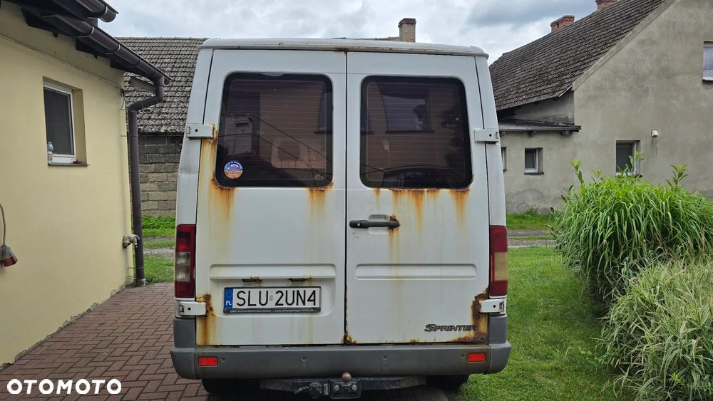 Mercedes-Benz Sprinter - 6