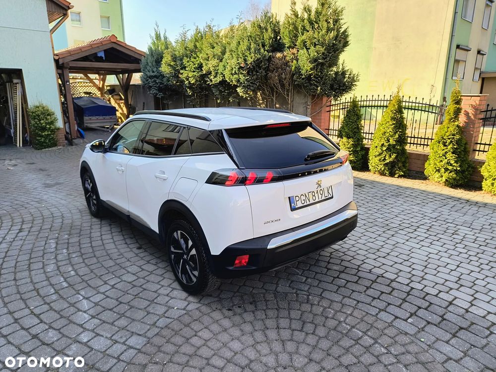 Peugeot 2008 1.5 BlueHDi Allure S&S - 16