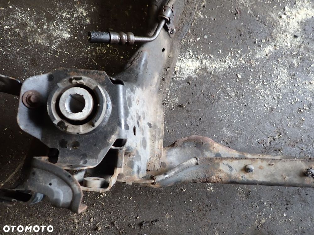 SANKI WÓZEK KOŁYSKA PRZÓD VOLVO S60 II 2.5 T5 B5254T5 - 2
