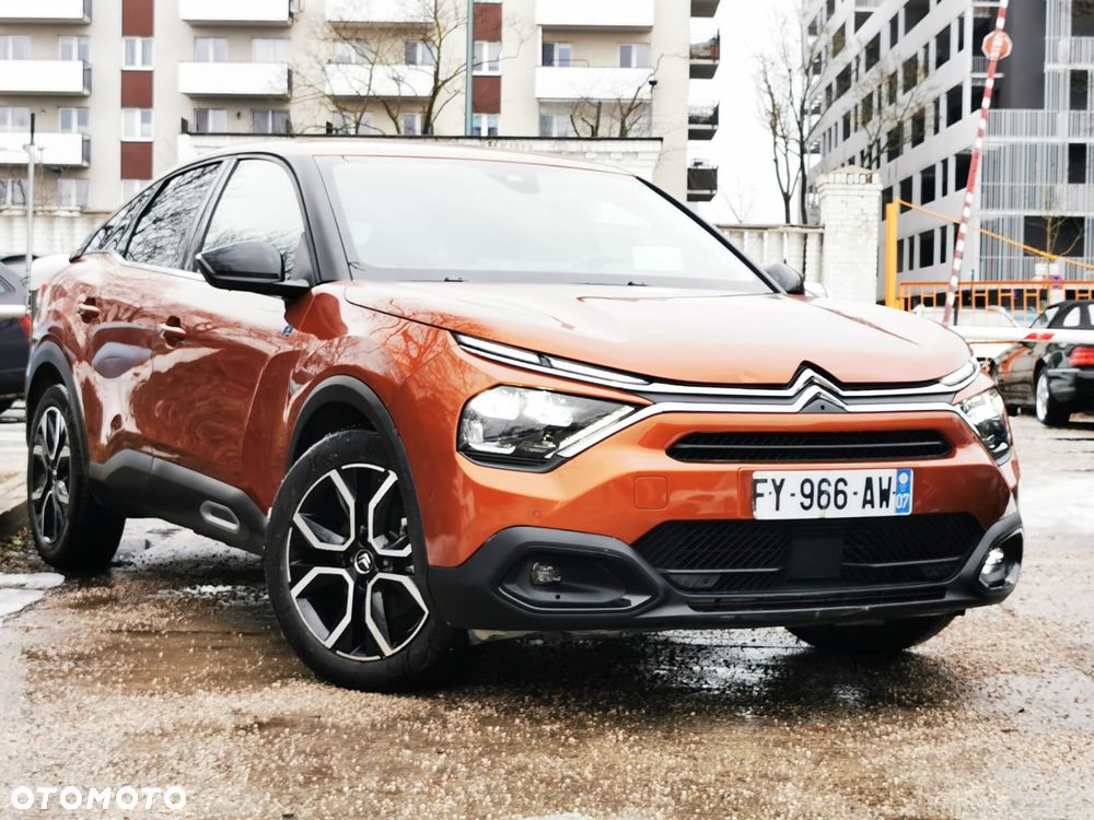 Citroën C4 EV136 50kWh Shine - 1