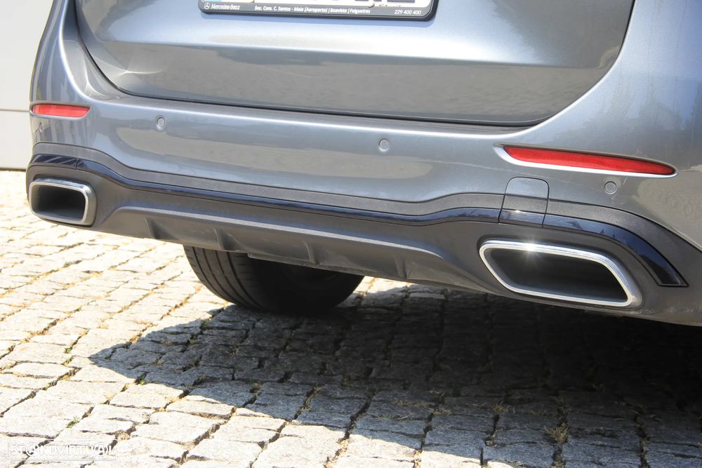Mercedes-Benz C 300 e AMG Line - 13