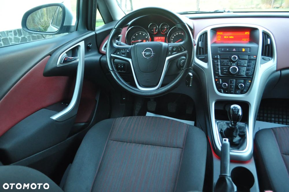 Opel Astra 1.6 Cosmo - 22