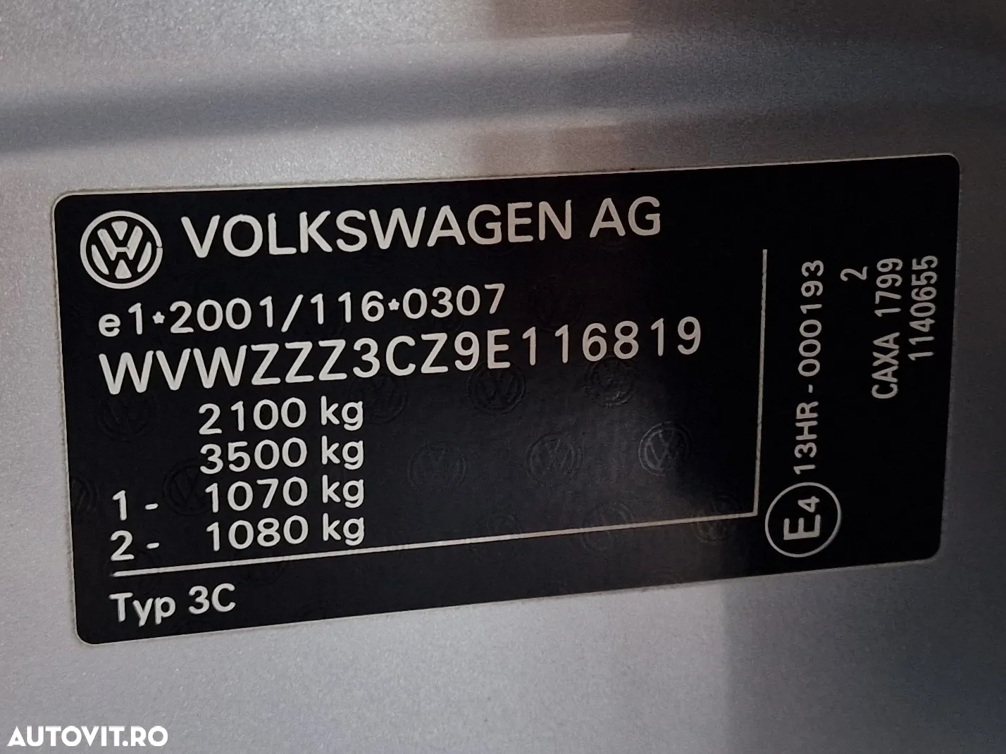 Volkswagen Passat - 27