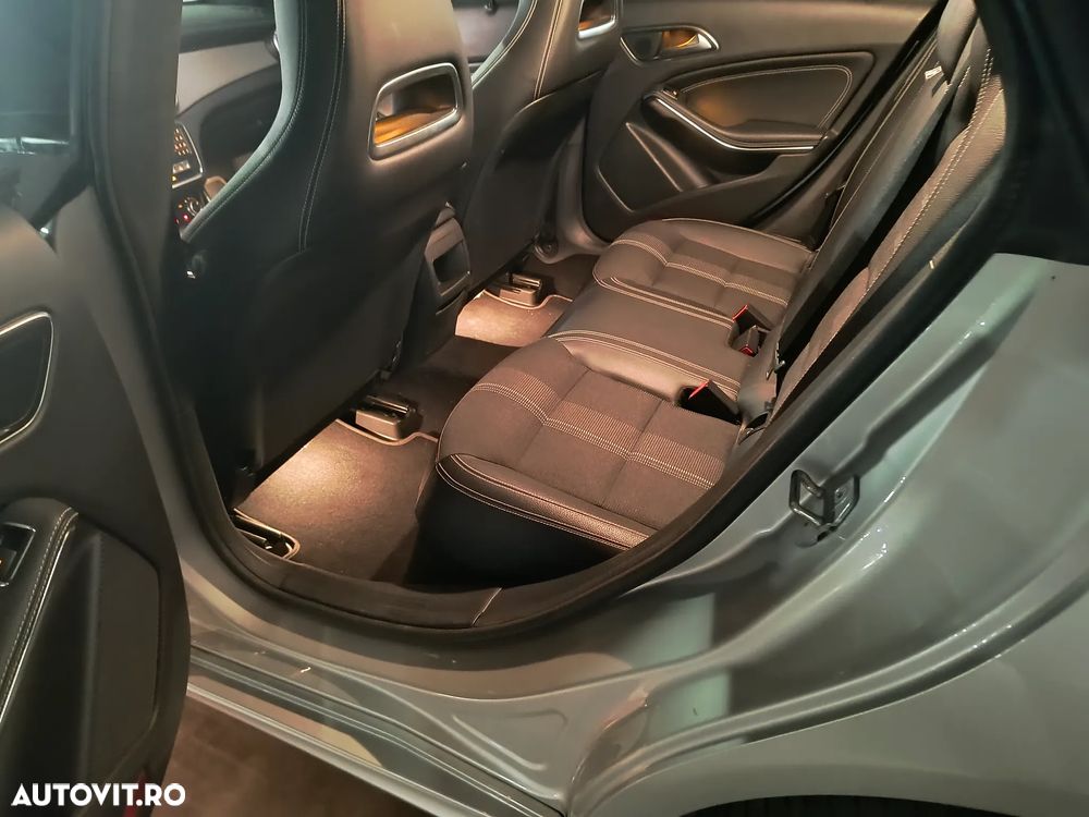 Mercedes-Benz CLA Shooting Brake 180 d 7G-DCT Peak Edition - 25
