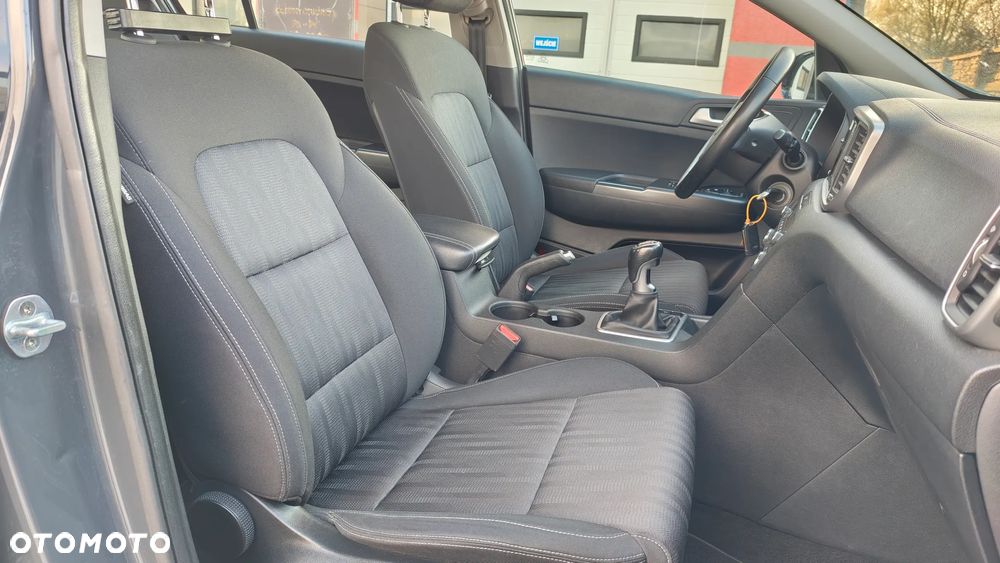 Kia Sportage 1.6 GDI 2WD Vision - 35