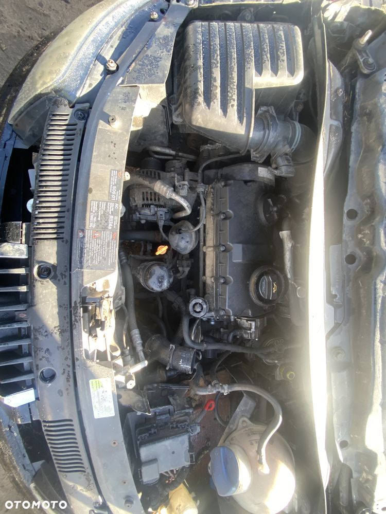 Seat Alhambra na części - 3