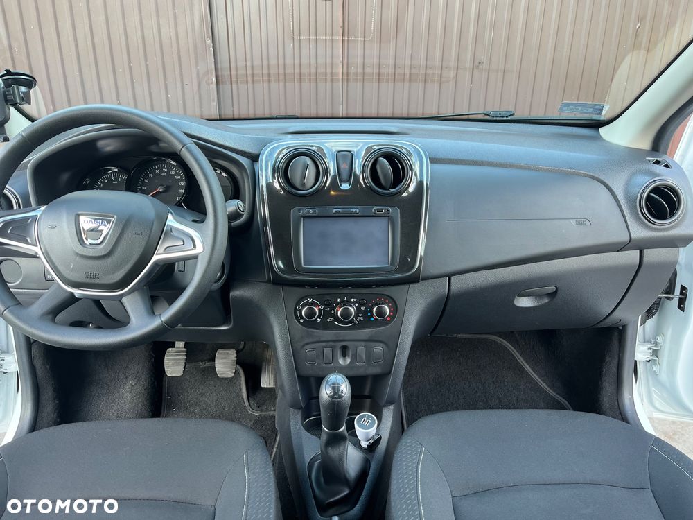 Dacia Sandero - 6