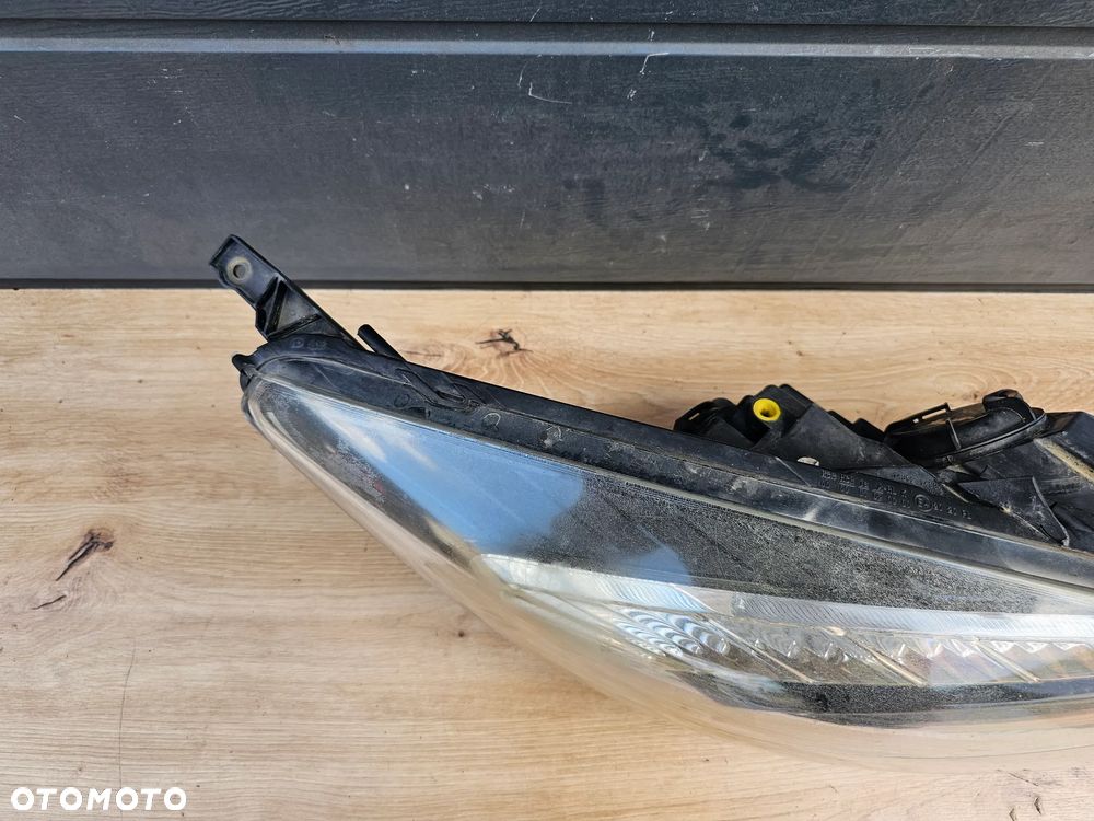 LAMPA PRAWA PRZEDNIA PRAWY PRZÓD SOCZEWKA OPEL MERIVA B 13253636 EUROPA ORYGINAŁ - 4