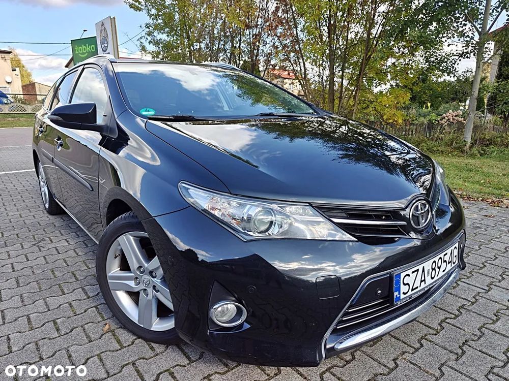 Toyota Auris 1.6 Premium Comfort MS - 3
