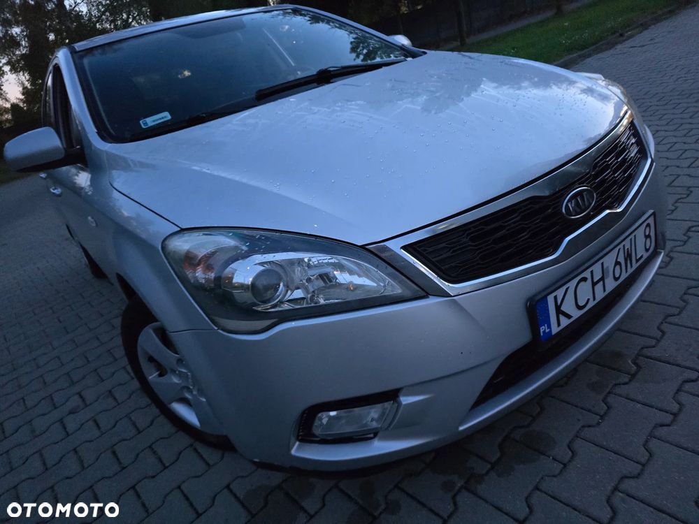 Kia Ceed - 17