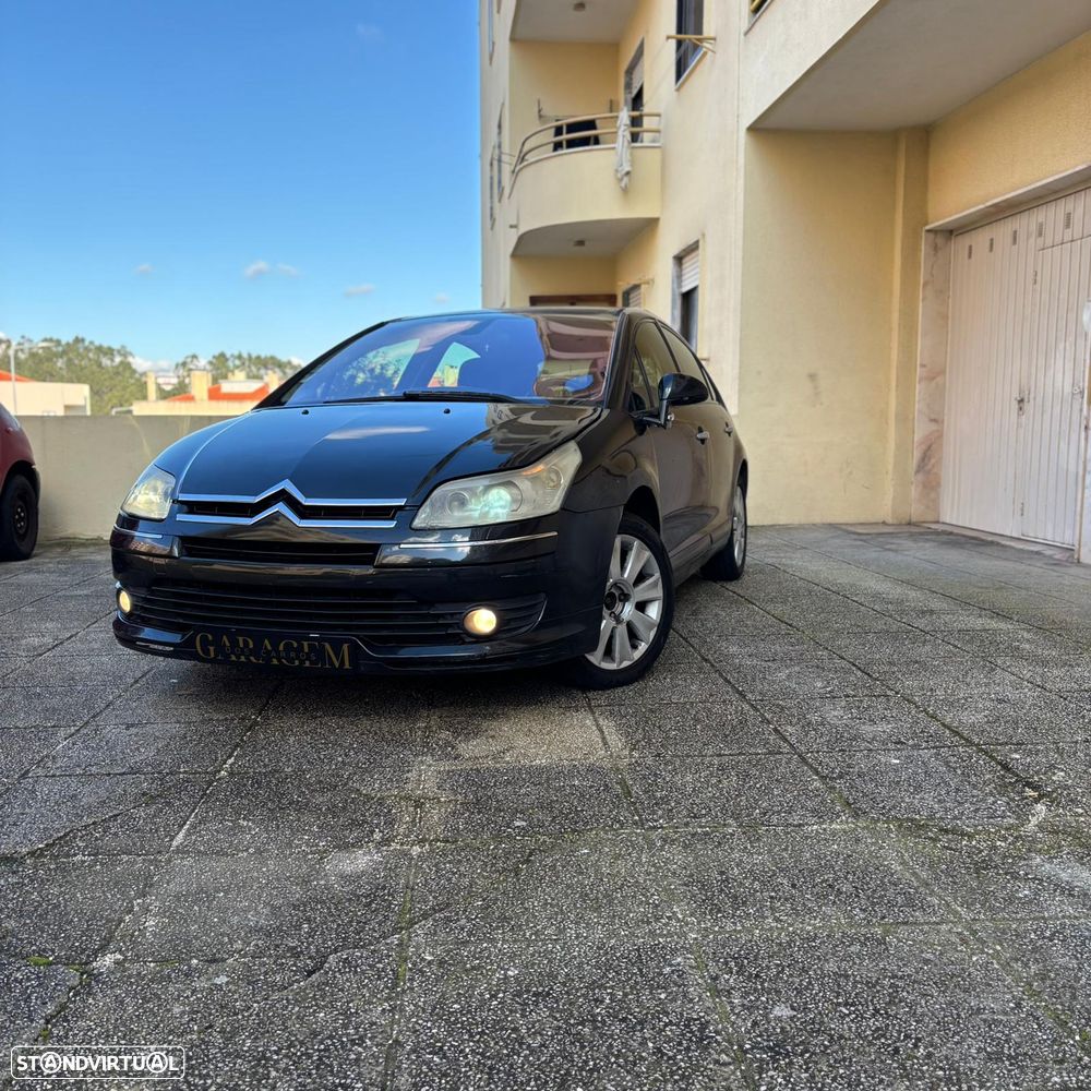 Citroën C4 1.6 HDi 110 Exclusive - 2