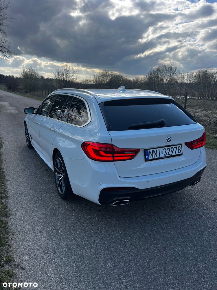 BMW Seria 5 520d M Sport Edition - 4