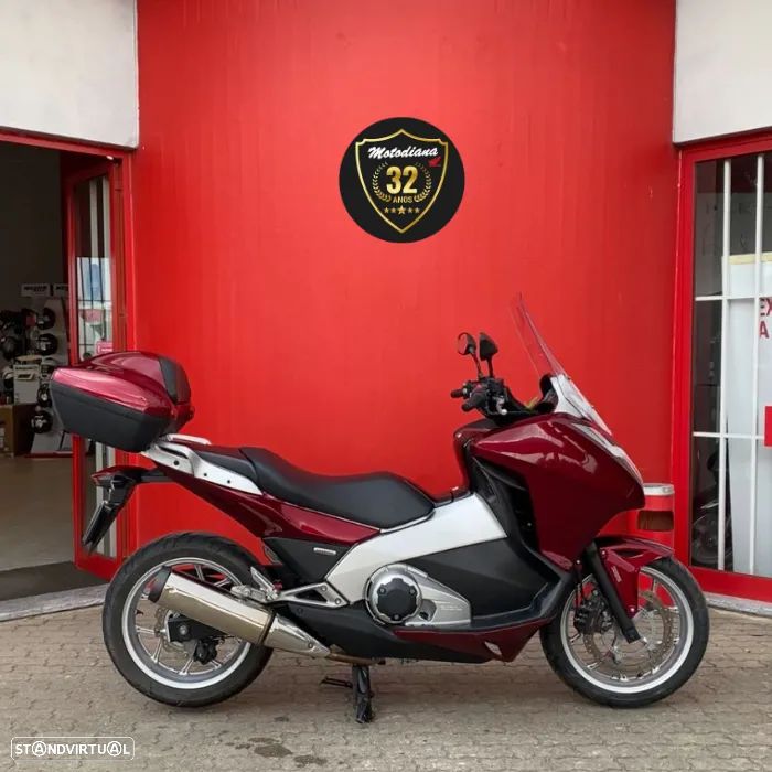 Honda Integra 700 - 3