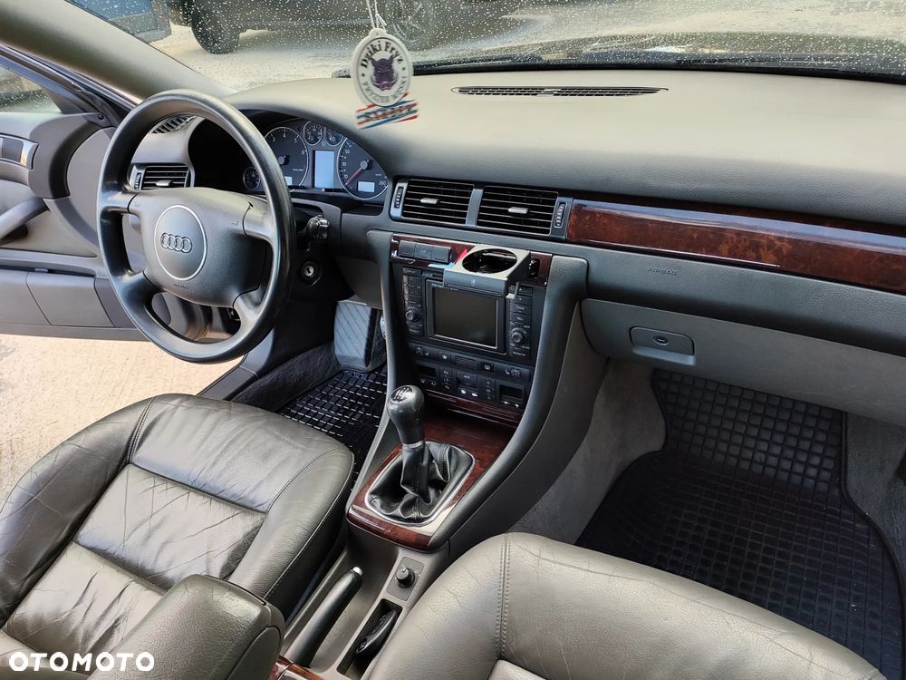 Audi A6 - 4