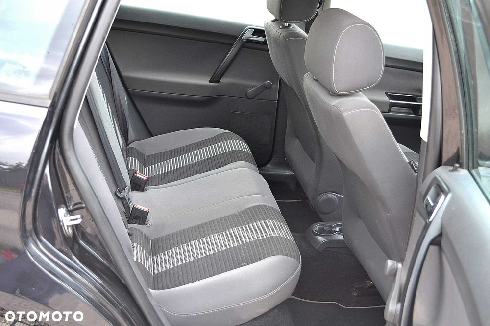 Volkswagen Polo - 7