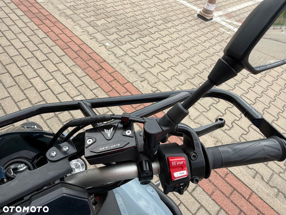 Yamaha MT - 16