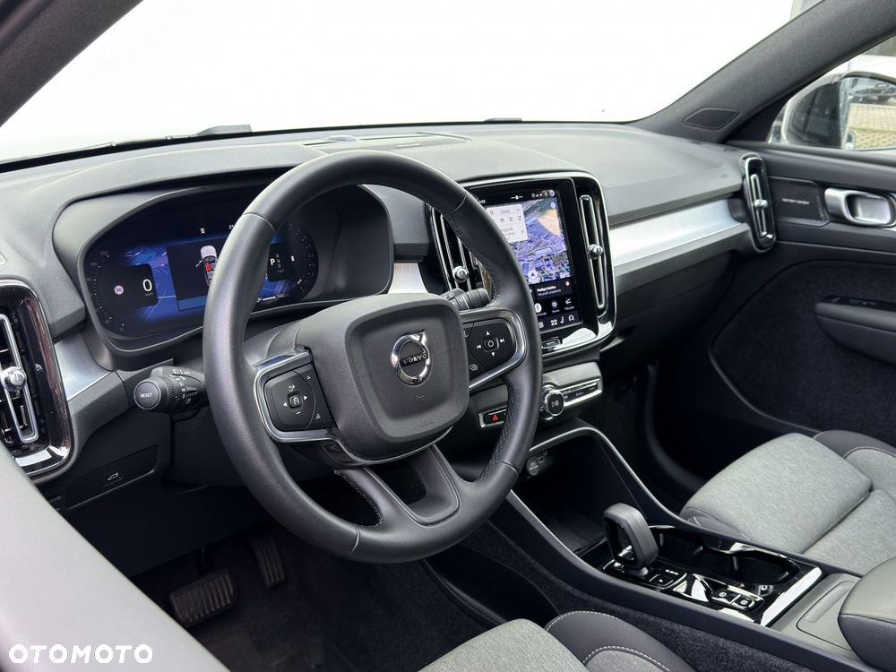 Volvo XC 40 - 21