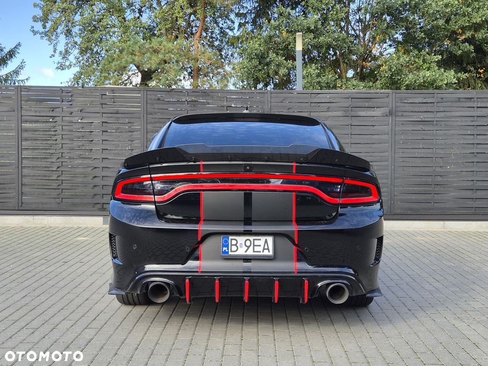 Dodge Charger 5.7 R/T - 10