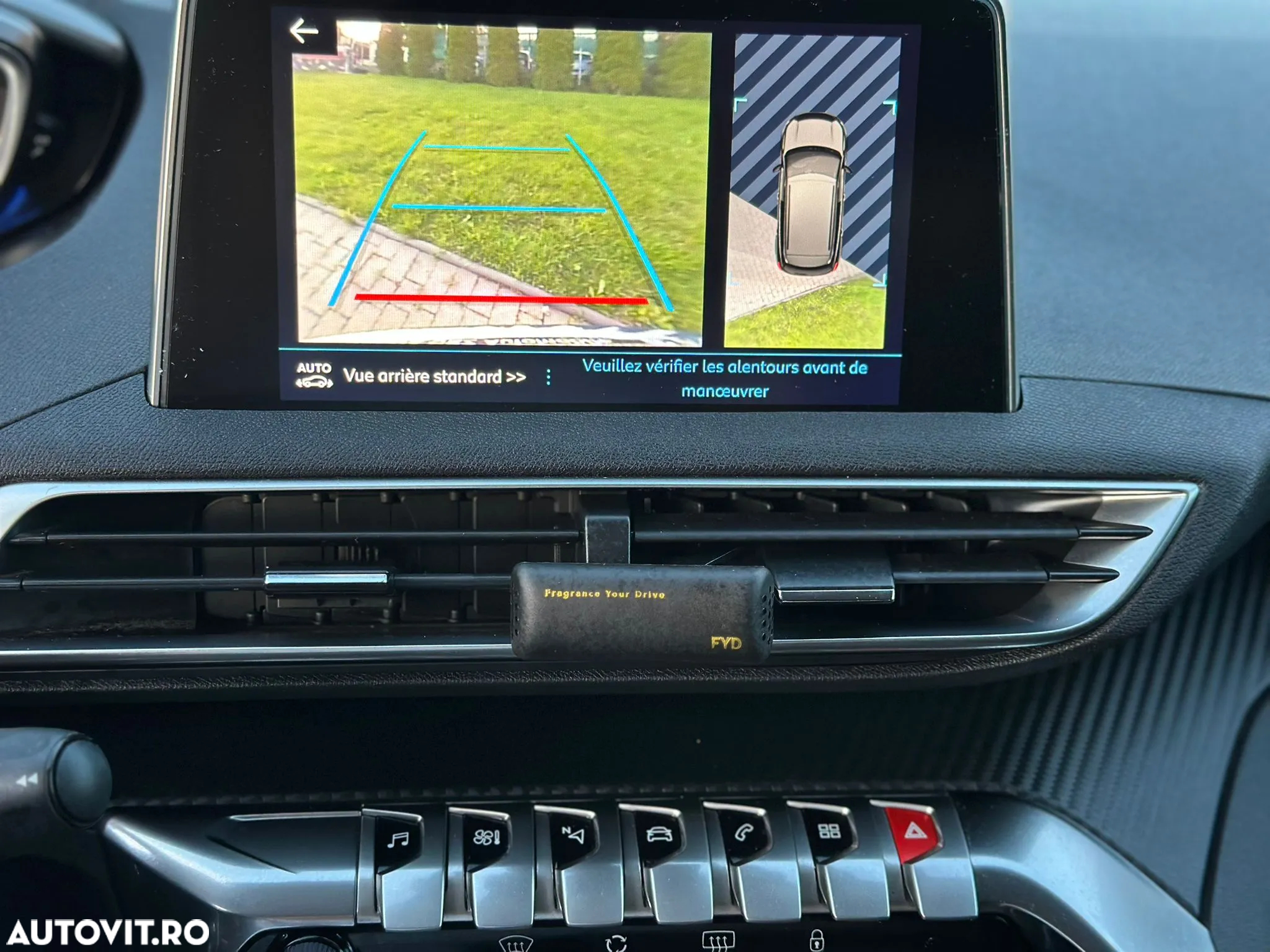 Peugeot 3008 BlueHDi 120 Stop & Start EAT6 Active Business-Paket - 13
