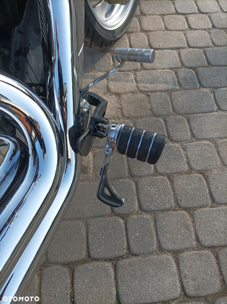 Suzuki Boulevard - 13