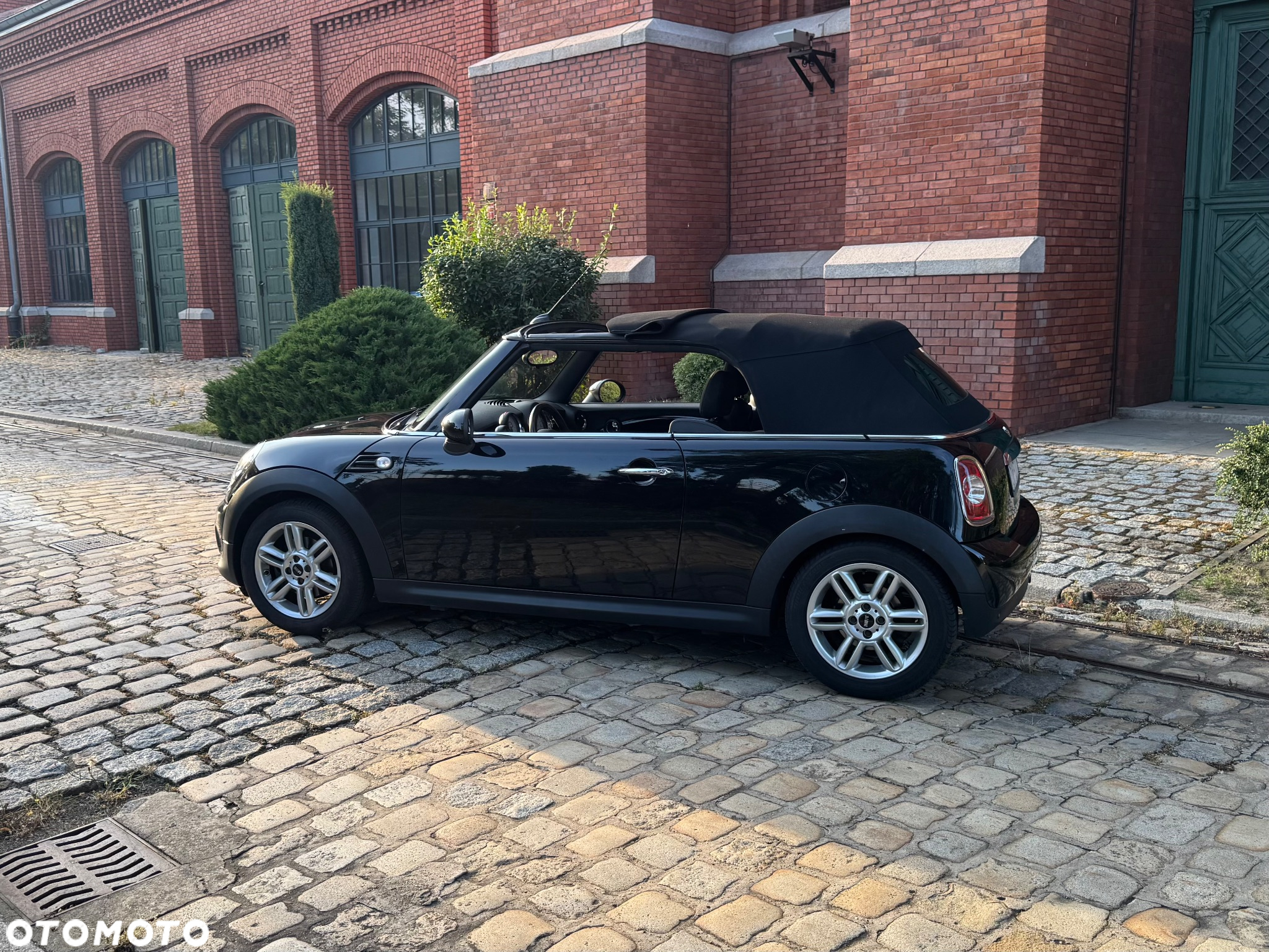 MINI Cooper Cabrio - 25