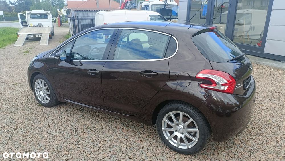 Peugeot 208 1.6 VTi Allure - 4