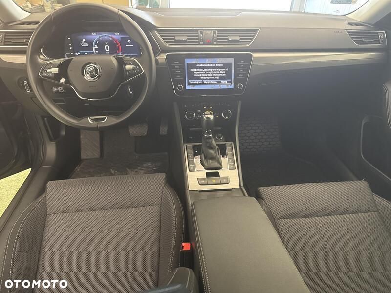 Skoda Superb 2.0 TDI SCR Style DSG - 22