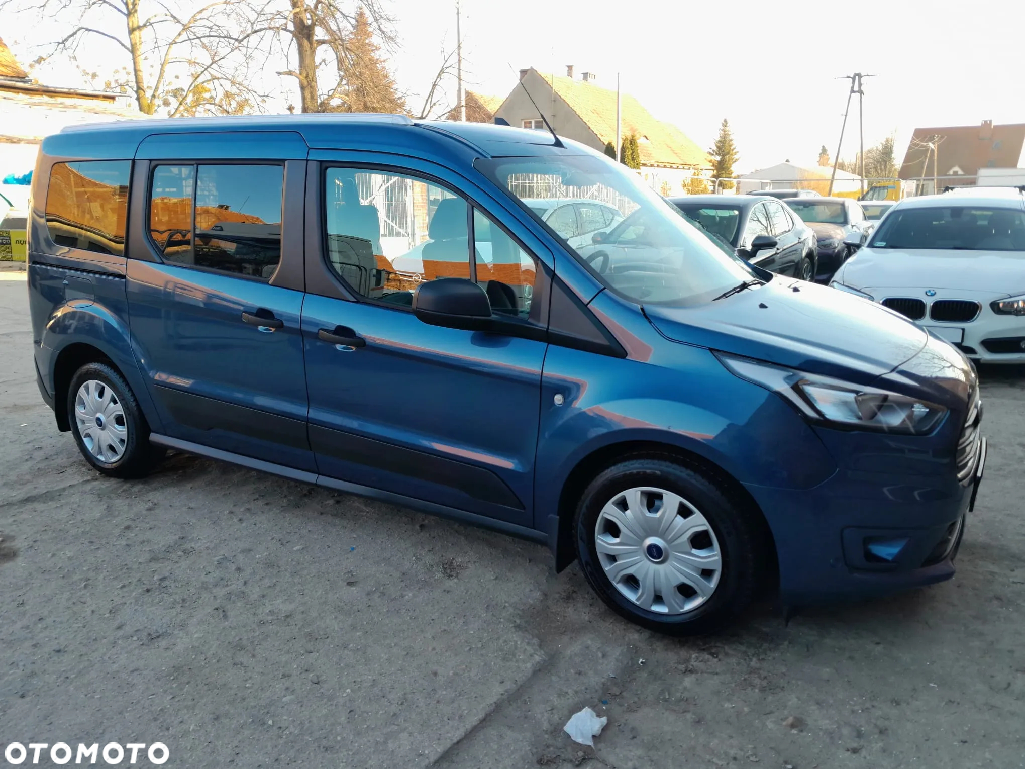 Ford Tourneo Connect Grand 2.0 EcoBlue Trend - 3