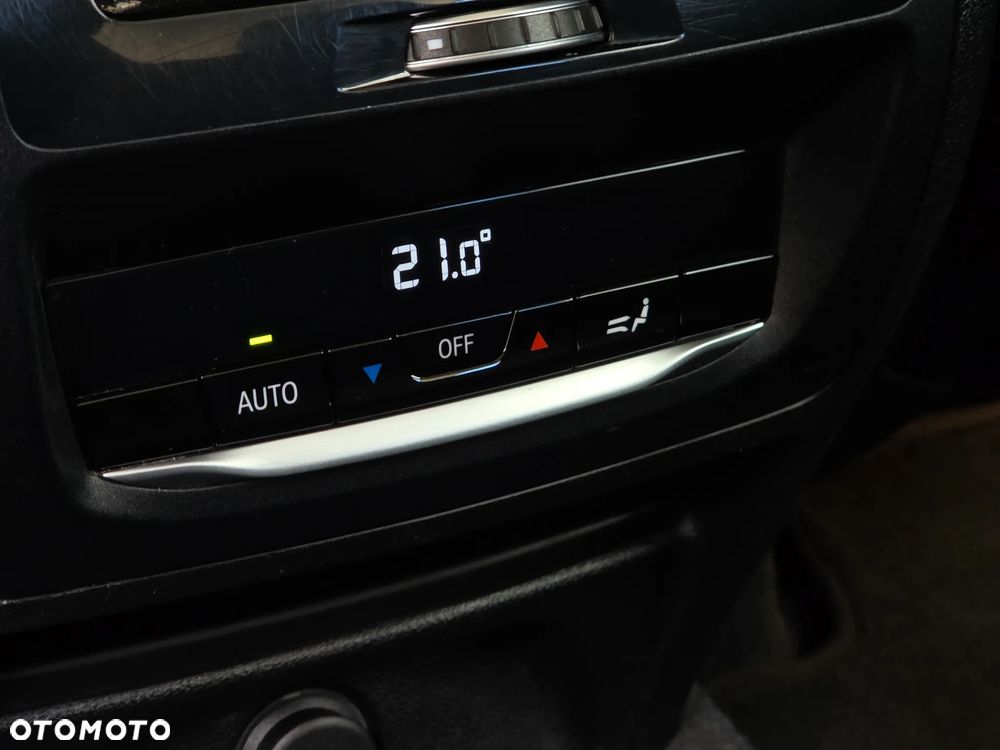 BMW X3 xDrive20d - 29