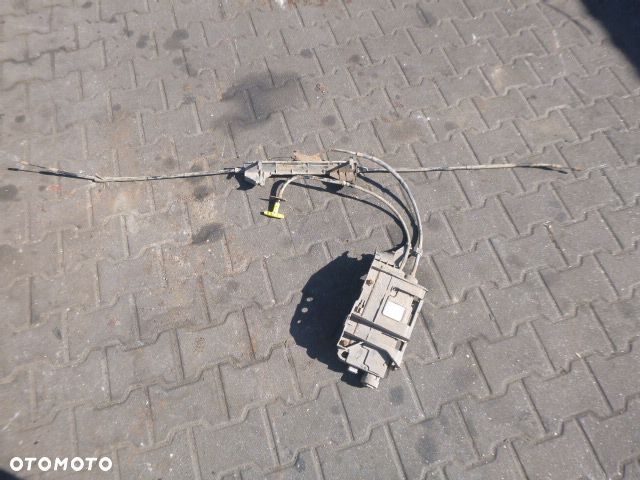 ELEKTRYCZNY HAMULEC RĘCZNY RENAULT SCENIC II 8200311379 - 10