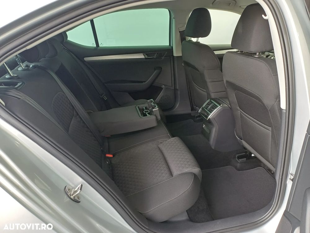 Skoda Superb 1.5 TSI DSG Ambition - 31