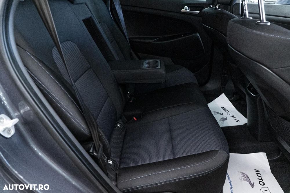 Hyundai Tucson blue 1.7 CRDi 2WD Advantage - 9