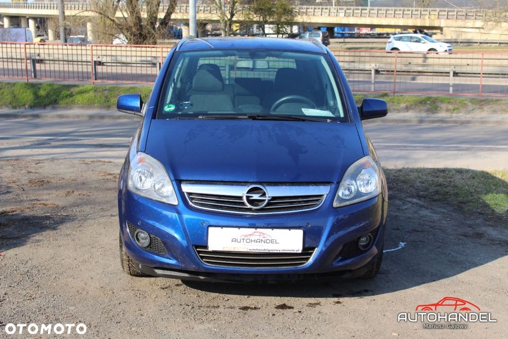 Opel Zafira - 2