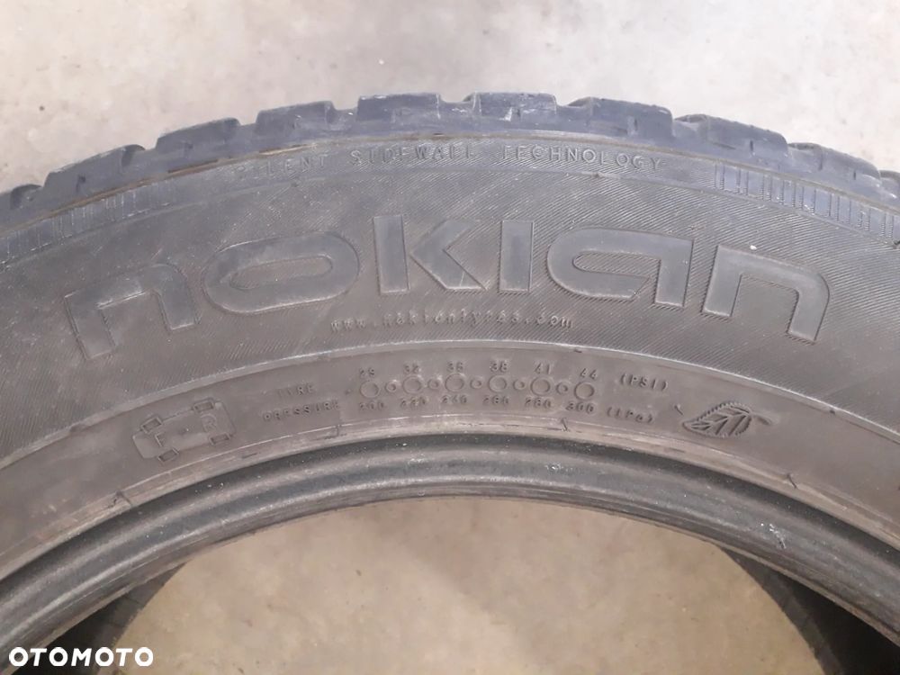 2 opony zimowe 225/55/16 95H Nokian WR D3 - 5