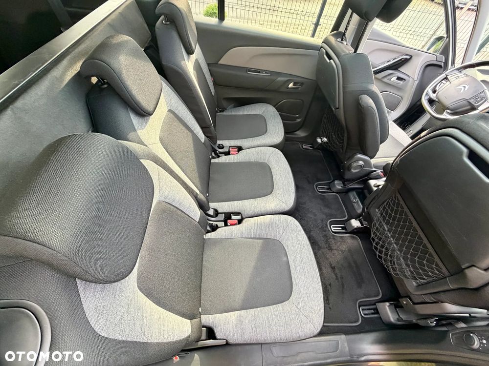 Citroën C4 Grand Picasso - 12