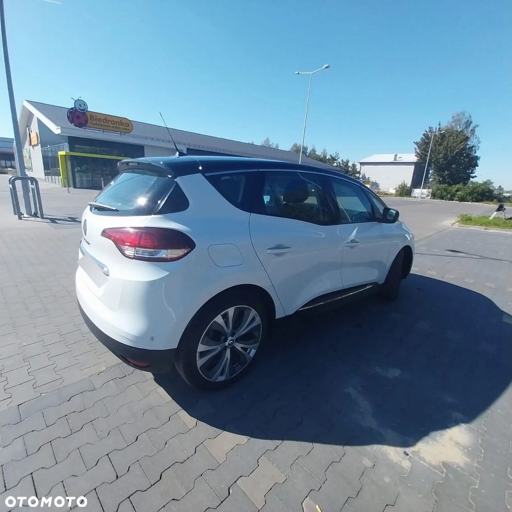 Renault Scenic 1.6 dCi Intens - 8