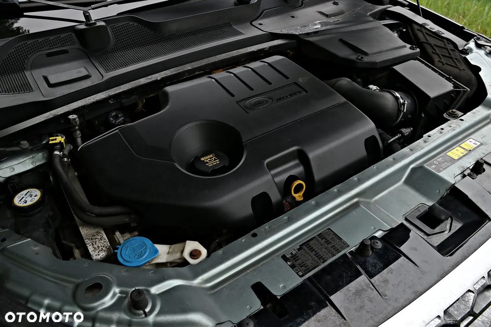 Land Rover Discovery Sport D150 R-Dynamic - 40