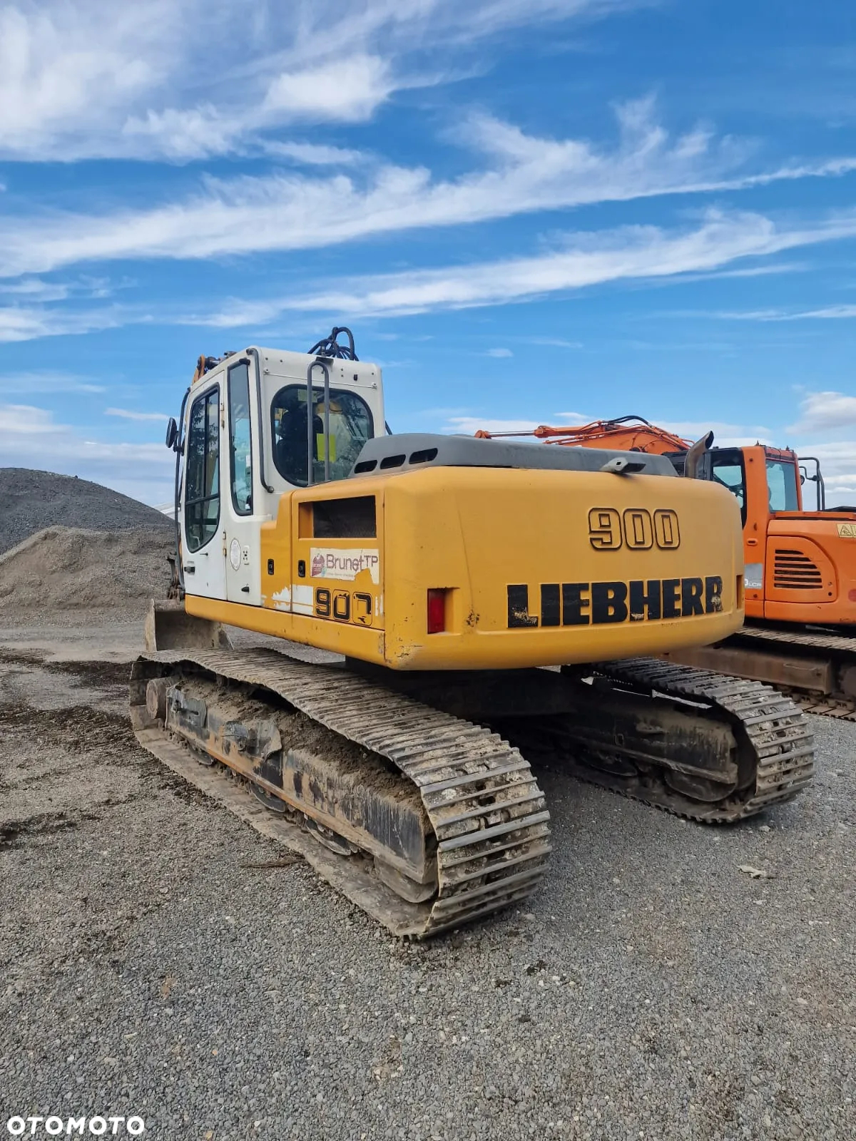 Liebherr 900C - 2