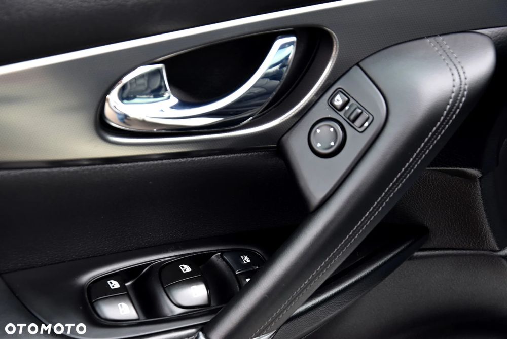 Nissan Qashqai 1.6 DIG-T Tekna+ - 14