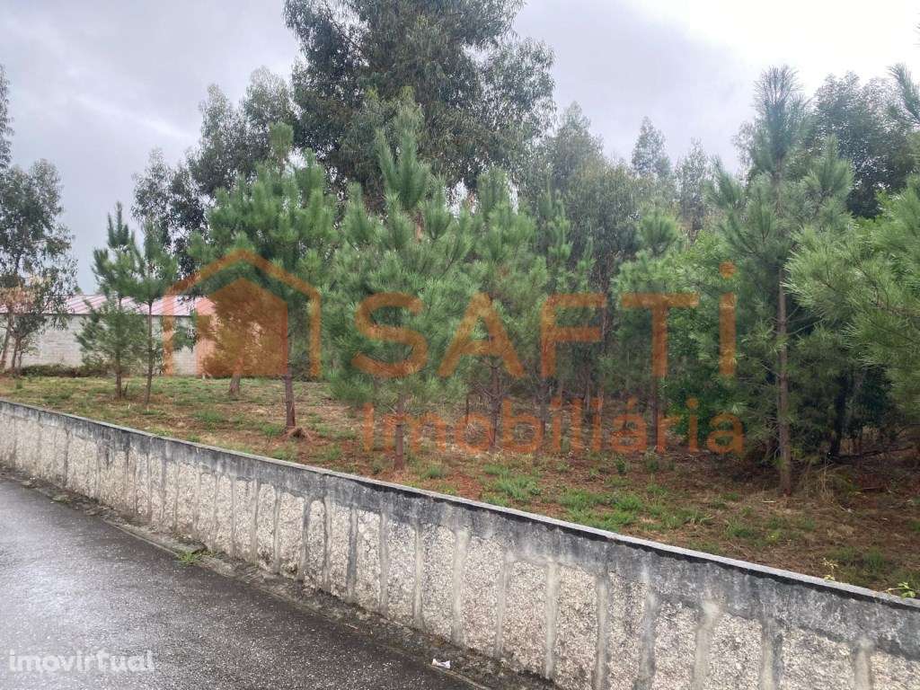 Terreno Urbano - Grande imagem: 2/4