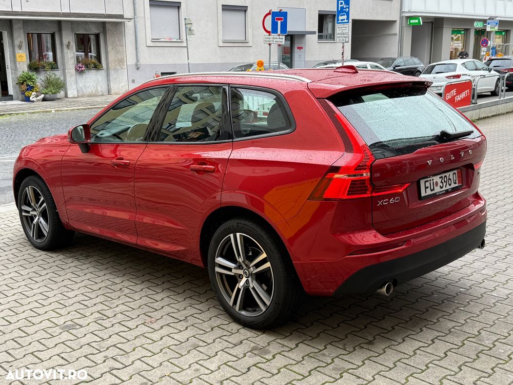 Volvo XC 60 D4 Geartronic Momentum Pro - 8