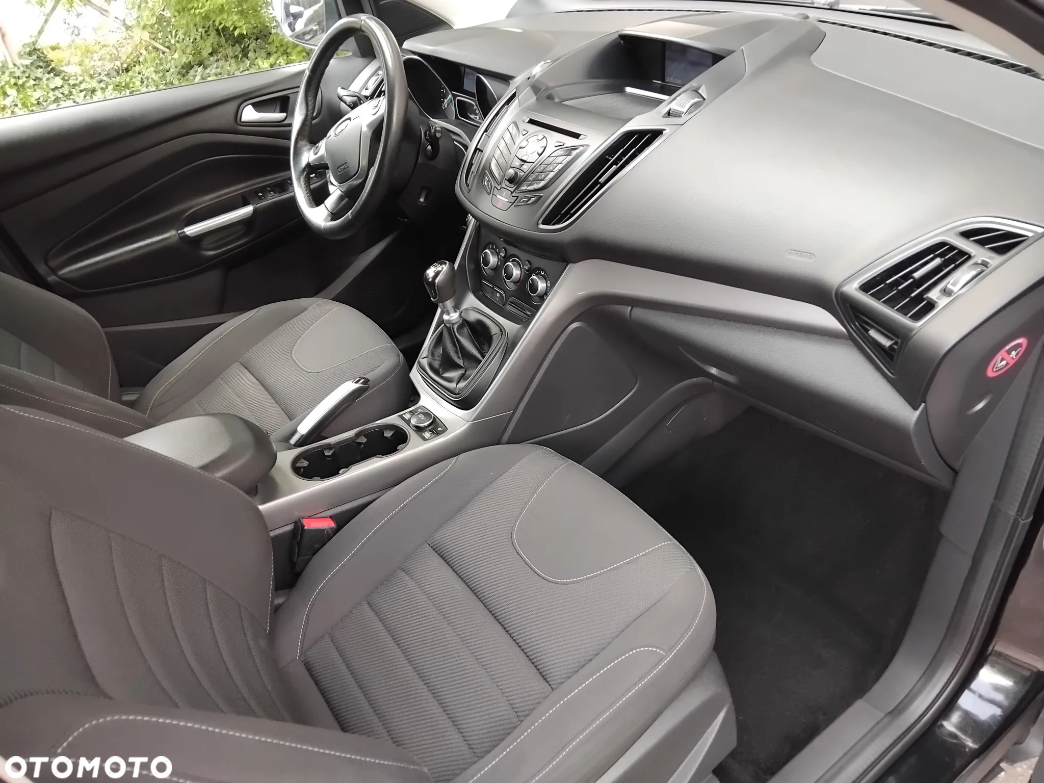 Ford Kuga - 5