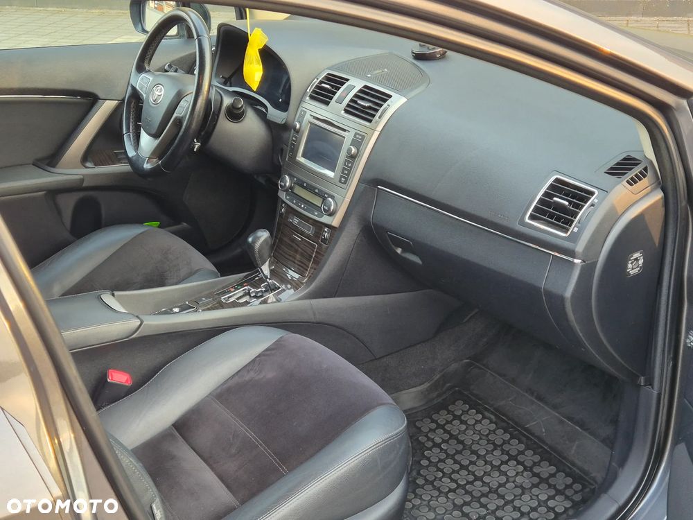 Toyota Avensis 2.2 D-CAT Prestige - 10