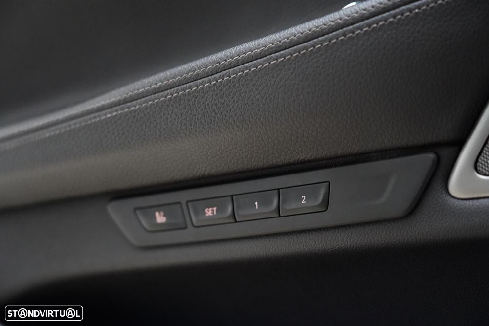 BMW 730 d Pack M Auto - 23