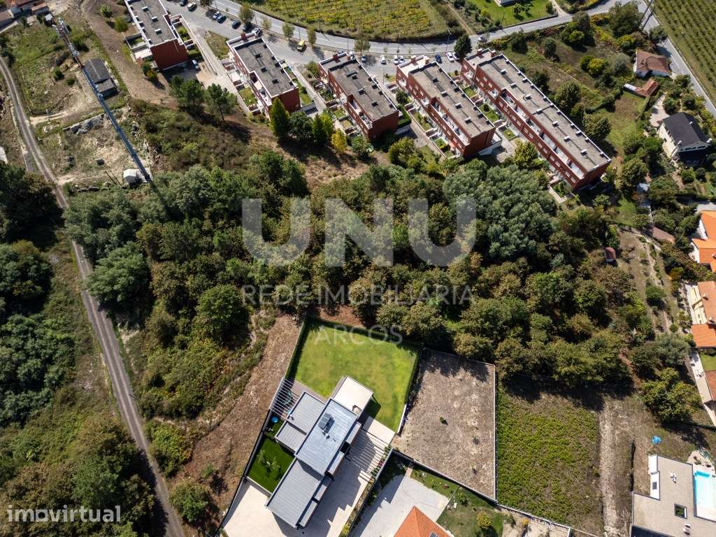 Terreno - Grande imagem: 4/12